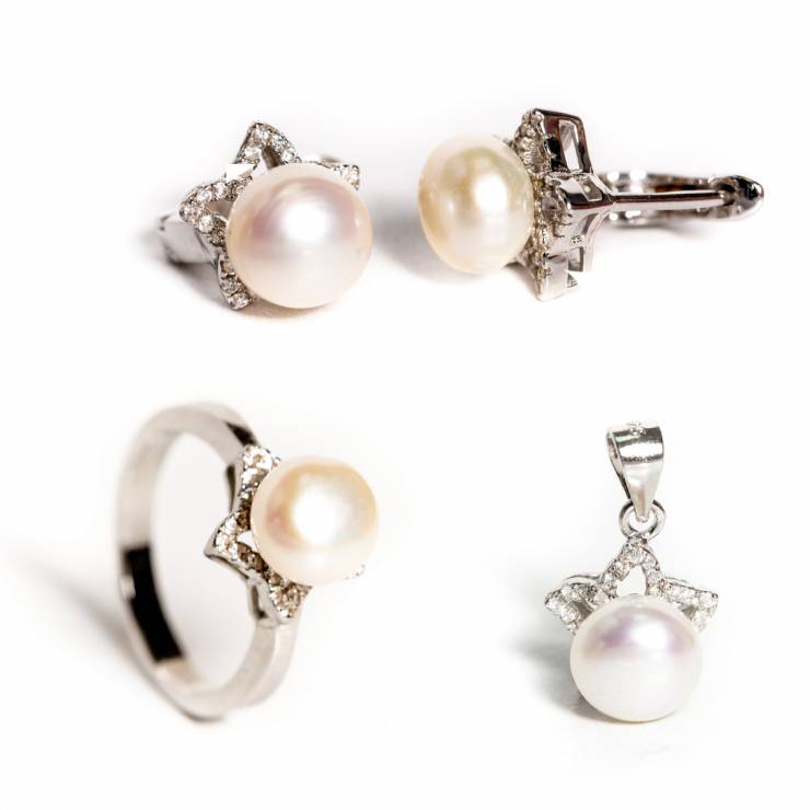 Set steluta cu perla 136 lei